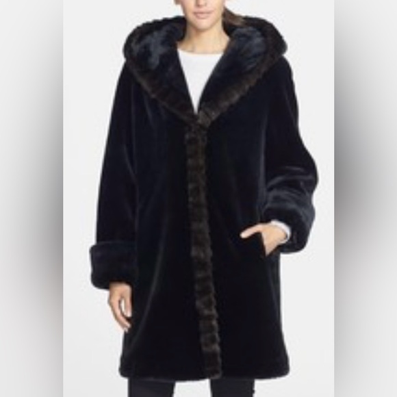 NWT. Gallery. Size XL. Hooded Faux fur coat. Black with brown and black collar. - Picture 1 of 17